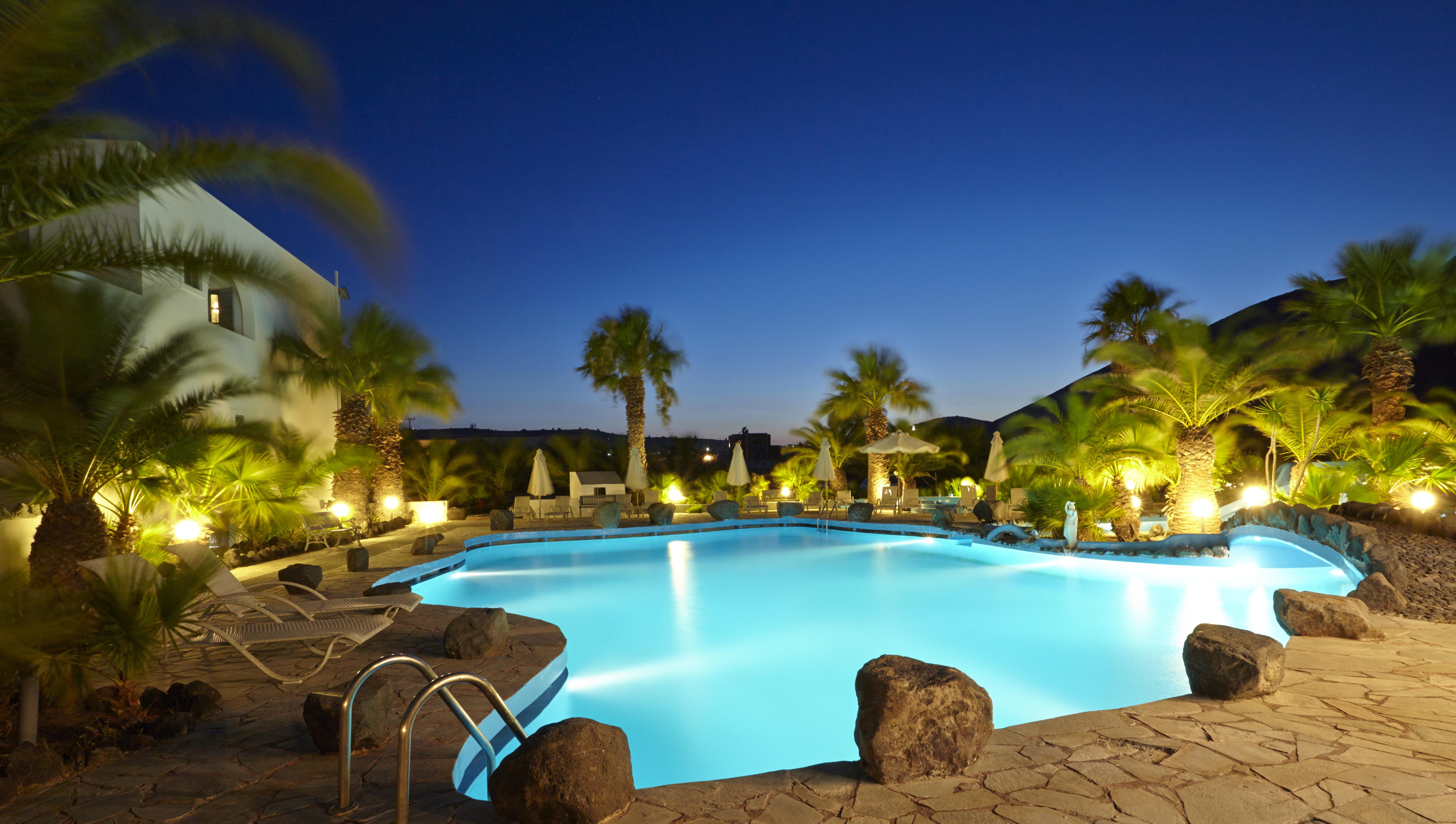 Fenix Hotel Περίσσα Εξωτερικό φωτογραφία
