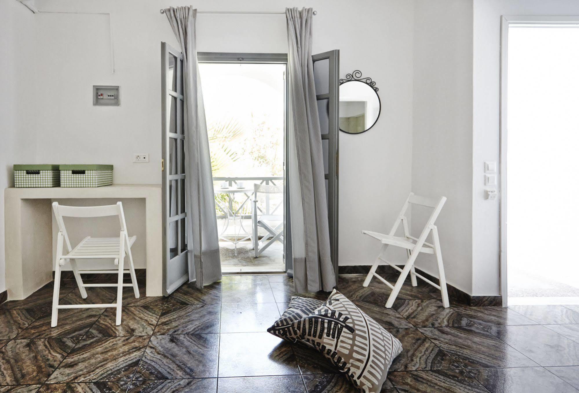 Fenix Hotel Περίσσα Εξωτερικό φωτογραφία