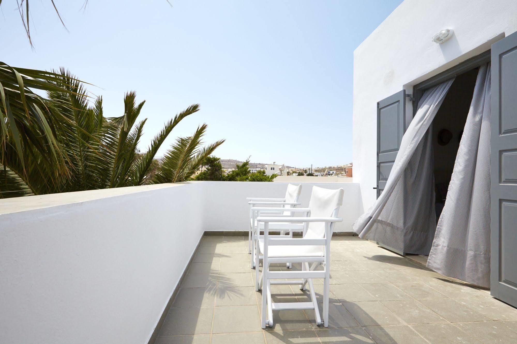 Fenix Hotel Περίσσα Εξωτερικό φωτογραφία