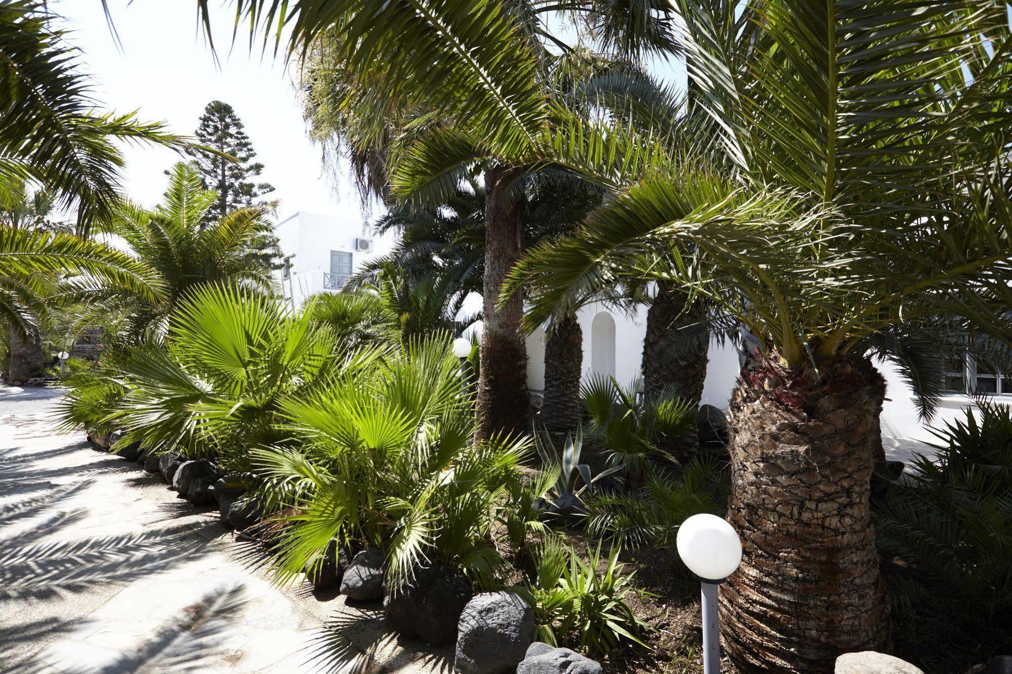 Fenix Hotel Περίσσα Εξωτερικό φωτογραφία